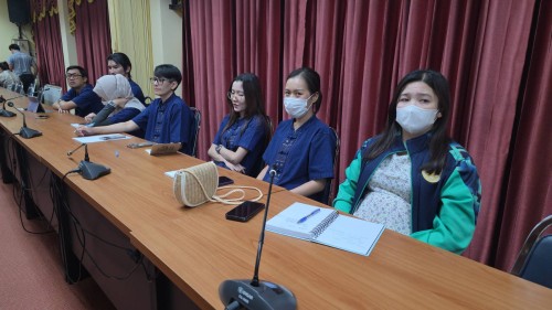 เทศบาลนครแม่สอด ประชุมมอบนโยบายแนวทางการทำงานให้แก่ กองการศึกษา และ กองยุทธศาสตร์และงบประมาณ