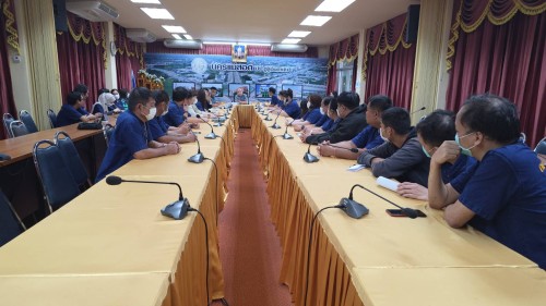 เทศบาลนครแม่สอด ประชุมมอบนโยบายแนวทางการทำงานให้แก่ กองการศึกษา และ กองยุทธศาสตร์และงบประมาณ