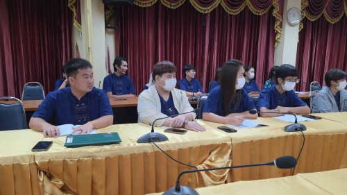 เทศบาลนครแม่สอด ประชุมมอบนโยบายแนวทางการทำงานให้แก่ กองการศึกษา และ กองยุทธศาสตร์และงบประมาณ