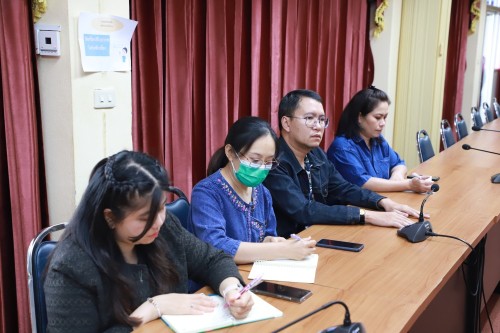 เทศบาลนครแม่สอด ประชุมมอบนโยบายแนวทางการทำงานให้แก่ กองการศึกษา และ กองยุทธศาสตร์และงบประมาณ