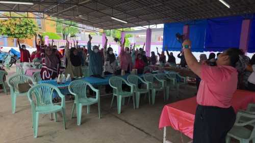 เทศบาลนครแม่สอด เข้าร่วมการประชุมผู้สูงอายุชุมชนอิสลาม ประจำเดือน มิถุนายน 2568
