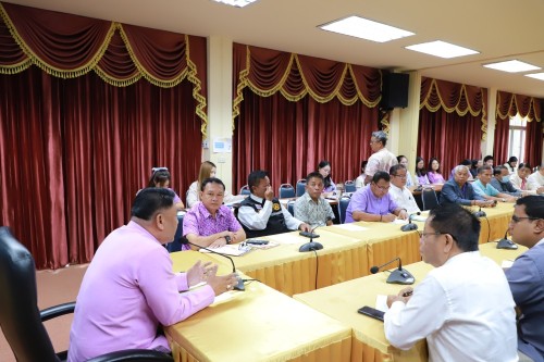 เทศบาลนครแม่สอด ประชุมมอบนโยบายแนวทางการทำงานให้แก่ กองช่างสุขาภิบาล