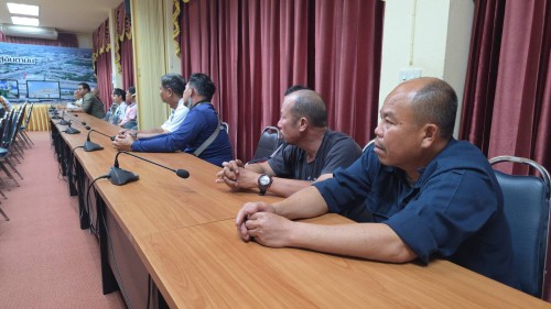 เทศบาลนครแม่สอด ประชุมมอบนโยบายแนวทางการทำงานให้แก่ กองช่าง