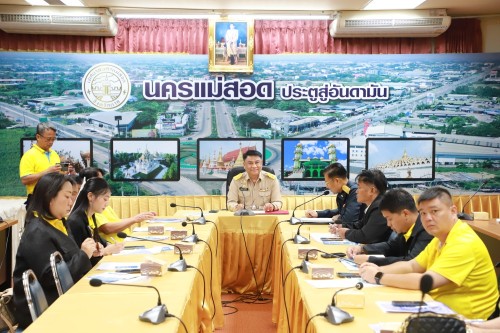 เทศบาลนครแม่สอด เข้าร่วมโครงการฝึกอบรมให้ความรู้ เรื่อง การพัฒนาศักยภาพคณะกรรมการศูนย์ยุติธรรรมชุมชน ประจำปีงบประมาณ 2568 โดยสำนักงานยุติธรรมจังหวัดตาก