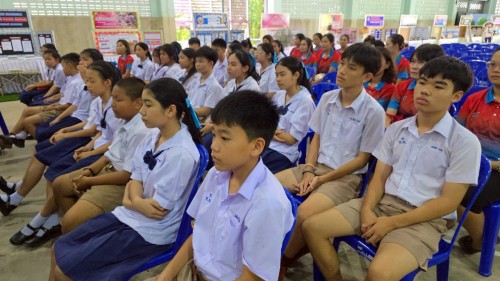 ทน.แม่สอด มอบโอวาทให้แก่นักเรียน โรงเรียนในสังกัดเทศบาลนครแม่สอด ที่เป็นตัวแทนเข้าร่วมการแข่งขันทักษะทางวิชาการระดับภาคเหนือเพื่อพัฒนาสู่ระดับประเทศ
