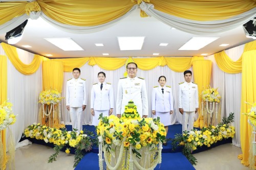 ทน.แม่สอด จัดให้มีการบันทึกเทปถวายพระพรชัยมงคลเนื่องในโอกาส มหามงคลที่พระบาทสมเด็จพระเจ้าอยู่หัวทรงเจริญพระชนมพรรษา 73 พรรษา