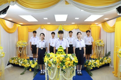 ทน.แม่สอด จัดให้มีการบันทึกเทปถวายพระพรชัยมงคลเนื่องในโอกาส มหามงคลที่พระบาทสมเด็จพระเจ้าอยู่หัวทรงเจริญพระชนมพรรษา 73 พรรษา