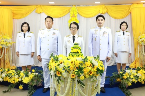 ทน.แม่สอด จัดให้มีการบันทึกเทปถวายพระพรชัยมงคลเนื่องในโอกาส มหามงคลที่พระบาทสมเด็จพระเจ้าอยู่หัวทรงเจริญพระชนมพรรษา 73 พรรษา