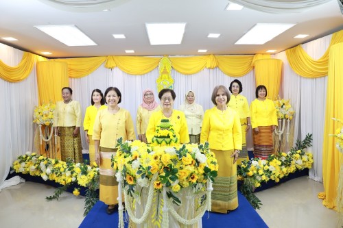 ทน.แม่สอด จัดให้มีการบันทึกเทปถวายพระพรชัยมงคลเนื่องในโอกาส มหามงคลที่พระบาทสมเด็จพระเจ้าอยู่หัวทรงเจริญพระชนมพรรษา 73 พรรษา