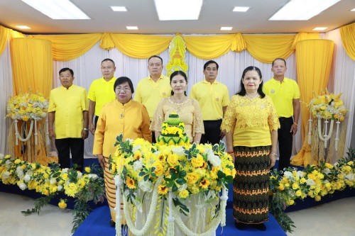 ทน.แม่สอด จัดให้มีการบันทึกเทปถวายพระพรชัยมงคลเนื่องในโอกาส มหามงคลที่พระบาทสมเด็จพระเจ้าอยู่หัวทรงเจริญพระชนมพรรษา 73 พรรษา