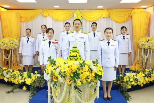 ทน.แม่สอด จัดให้มีการบันทึกเทปถวายพระพรชัยมงคลเนื่องในโอกาส มหามงคลที่พระบาทสมเด็จพระเจ้าอยู่หัวทรงเจริญพระชนมพรรษา 73 พรรษา