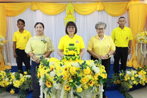 ทน.แม่สอด จัดให้มีการบันทึกเทปถวายพระพรชัยมงคลเนื่องในโอกาส มหามงคลที่พระบาทสมเด็จพระเจ้าอยู่หัวทรงเจริญพระชนมพรรษา 73 พรรษา