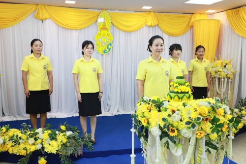 ทน.แม่สอด จัดให้มีการบันทึกเทปถวายพระพรชัยมงคลเนื่องในโอกาส มหามงคลที่พระบาทสมเด็จพระเจ้าอยู่หัวทรงเจริญพระชนมพรรษา 73 พรรษา