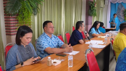 ทน.แม่สอด ประชุมคณะกรรมการดำเนินงานและขับเคลื่อน วิทยาลัยสูงวัยนครแม่สอด กิจกรรมภายใต้ โครงการ ส่งเสริมสุขภาพผู้สูงอายุ สร้างจิตสดใส ร่างกายแข็ง และ โครงการพัฒนาศักยภาพผู้สูงอายุเทศบาลนครแม่สอด