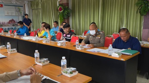 ทน.แม่สอด ประชุมคณะกรรมการดำเนินงานและขับเคลื่อน วิทยาลัยสูงวัยนครแม่สอด กิจกรรมภายใต้ โครงการ ส่งเสริมสุขภาพผู้สูงอายุ สร้างจิตสดใส ร่างกายแข็ง และ โครงการพัฒนาศักยภาพผู้สูงอายุเทศบาลนครแม่สอด