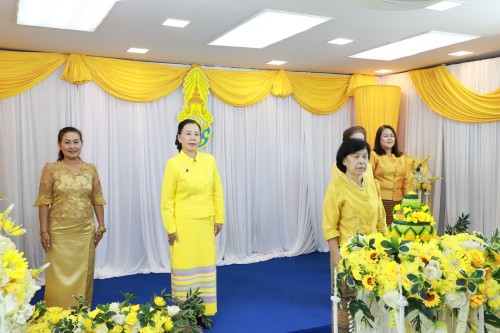 ทน.แม่สอด จัดให้มีการบันทึกเทปถวายพระพรชัยมงคล เนื่องในโอกาส มหามงคลที่พระบาทสมเด็จพระเจ้าอยู่หัวทรงเจริญพระชนมพรรษา 73 พรรษา