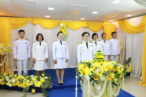 ทน.แม่สอด จัดให้มีการบันทึกเทปถวายพระพรชัยมงคล เนื่องในโอกาส มหามงคลที่พระบาทสมเด็จพระเจ้าอยู่หัวทรงเจริญพระชนมพรรษา 73 พรรษา