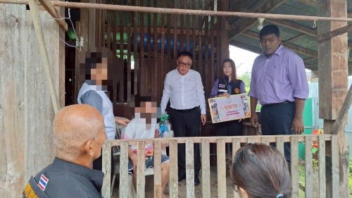 ทน.แม่สอด ลงพื้นที่มอบถุงยังชีพและเงินดำรงชีพ เพื่อบรรเทาความเดือดร้อนแก่ ผู้สูงอายุ ผู้พิการ และผู้ด้อยโอกาสทางสังคม 