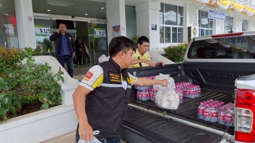 เทศบาลนครแม่สอด รับมอบสิ่งของบริจาค จากธนาคารออมสินเขตตาก ภาค 7