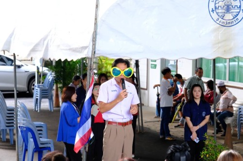 ทน.แม่สอด ร่วมพิธีเปิดการฝึกอบรม \"โครงการส่งเสริมสุขภาพผู้สูงอายุ สร้างจิตใจ ร่างกายแข็งแรง\" รุ่นที่ 3 และโครงการพัฒนาศักยภาพผู้สูงอายุเทศบาลนครแม่สอด