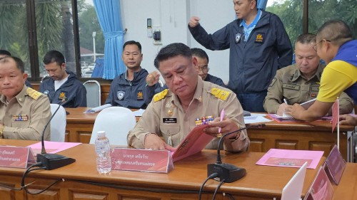 ทน.แม่สอด เข้าร่วมพิธีลงนามประกาศปฏิญญา รวมพลัง ยับยั้งปัญหายาเสพติด NO Drugs NO Dealers ผนึกกำลัง หมู่บ้าน ชุมชนปลอดยาเสพติด อำเภอแม่สอด จังหวัดตาก