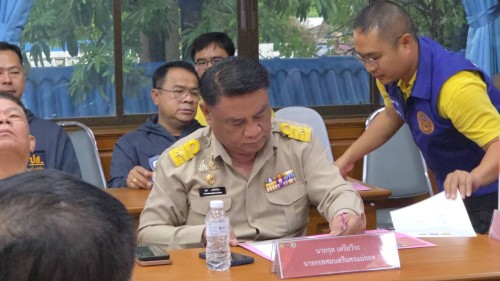 ทน.แม่สอด เข้าร่วมพิธีลงนามประกาศปฏิญญา รวมพลัง ยับยั้งปัญหายาเสพติด NO Drugs NO Dealers ผนึกกำลัง หมู่บ้าน ชุมชนปลอดยาเสพติด อำเภอแม่สอด จังหวัดตาก