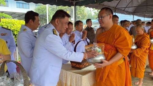 ทน.แม่สอด ร่วมพิธีเฉลิมพระเกียรติพระบาทสมเด็จพระเจ้าอยู่หัว เนื่องในโอกาสวันเฉลิมพระชนมพรรษา 28 กรกฎาคม 2568 