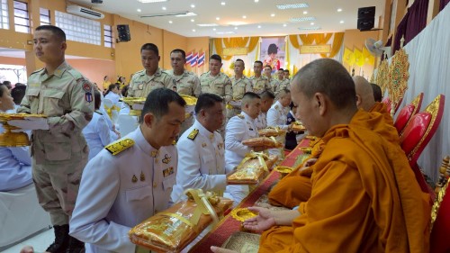 ทน.แม่สอด ร่วมพิธีเฉลิมพระเกียรติพระบาทสมเด็จพระเจ้าอยู่หัว เนื่องในโอกาสวันเฉลิมพระชนมพรรษา 28 กรกฎาคม 2568 