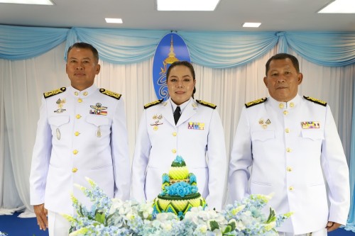 นายกเทศมนตรี พร้อมคณะผู้บริหาร เข้าร่วมการบันทึกเทปถวายพระพรชัยมงคล สมเด็จพระนางเจ้าสิริกิติ์ พระบรมราชินีนาถ พระบรมราชชนนีพันปีหลวง ทรงเจริญพระชนมพรรษา 93 พรรษา