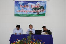 14/07/54 คณะผู้บริหารเทศบาลนครแม่สอดบรรยายพิเศษโครงการรักษ์ป่ารักษ์น้ำและฟื้นฟูระบบนิเวศป่าไม้ให้แก่นักศึกษาวิทยาลัยอาชีพแม่สอดกว่า 1,000 คน