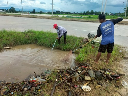ทน.แม่สอด ลงพื้นที่สำรวจเส้นทางน้ำเตรียมความพร้อมรับมือน้ำท่วมขัง ในเขตพื้นที่เทศบาลนครแม่สอด