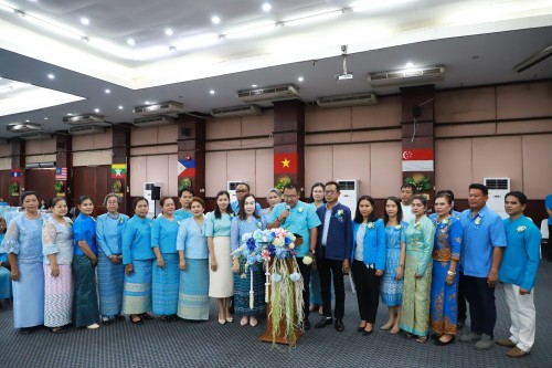 เทศบาลนครแม่สอด จัดงานวันแม่แห่งชาติ ประจำปี 2568