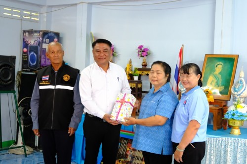 ทน.แม่สอด ร่วมพิธีเปิดโครงการอบรมให้ความรู้  การป้องกันแก้ไขปัญหายาเสพติดในชุมชนร่วมแรง