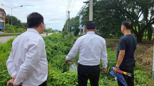 ทน.แม่สอด ลงพื้นที่ติดตามความคืบหน้างานขุดลอกคลองสาธารณะ เพื่อแก้ไขปัญหาน้ำท่วมขังในเขตเทศบาลนครแม่สอด ร่วมกับองค์การบริหารส่วนจังหวัดตาก 