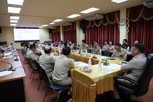 เทศบาลนครแม่สอด จัดประชุมหัวหน้าส่วนราชการ ประจำเดือนสิงหาคม พ.ศ.2568