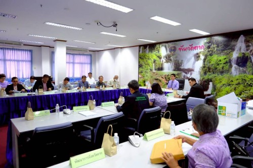 ทน.แม่สอด เข้าร่วมการประชุมคณะกรรมการพนักงานเทศบาลจังหวัดตาก (ก.ท.จ.ตาก) ครั้งที่ 8/2568