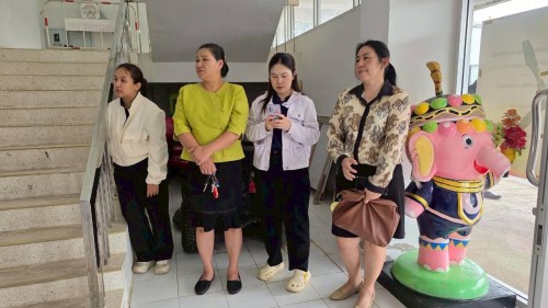 ทน.แม่สอด ให้การต้อนรับ พล.ต.ต.สุรพงษ์ อาริยะมงคล อุปนายกอาวุโสและเลขาธิการ สมาคมกีฬากรีฑาแห่งประเทศไทยในพระบรมราชูปถัมภ์ พร้อมคณะฯ และร่วมลงพื้นที่ตรวจเยี่ยมโรงเรียนกีฬาเทศบาลนครแม่สอด 