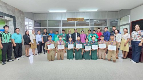 ทน.แม่สอด ร่วมให้การต้อนรับและแสดงความยินดีกับคณะครูและนักเรียนโรงเรียนเทศบาลวัดบุญญาวาส