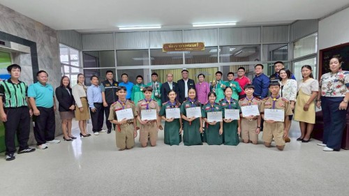 ทน.แม่สอด ร่วมให้การต้อนรับและแสดงความยินดีกับคณะครูและนักเรียนโรงเรียนเทศบาลวัดบุญญาวาส