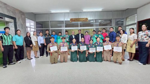 ทน.แม่สอด ร่วมให้การต้อนรับและแสดงความยินดีกับคณะครูและนักเรียนโรงเรียนเทศบาลวัดบุญญาวาส