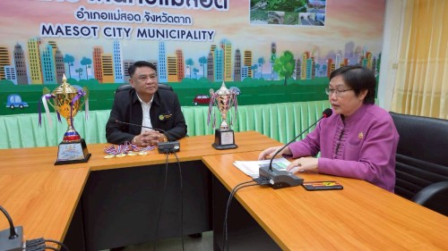 ทน.แม่สอด ร่วมให้การต้อนรับและแสดงความยินดีกับคณะครูและนักเรียนโรงเรียนเทศบาลวัดบุญญาวาส