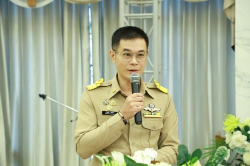 ทน.แม่สอด จัดพิธีมอบวุฒิบัตร \"โครงการส่งเสริมสุขภาพผู้สูงอายุ สร้างจิตสดใส ร่างกายแข็งแรง“ และ \"โครงการพัฒนาศักยภาพผู้สูงอายุเทศบาลนครแม่สอด\"