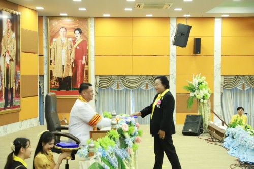 ทน.แม่สอด จัดพิธีมอบวุฒิบัตร \"โครงการส่งเสริมสุขภาพผู้สูงอายุ สร้างจิตสดใส ร่างกายแข็งแรง“ และ \"โครงการพัฒนาศักยภาพผู้สูงอายุเทศบาลนครแม่สอด\"