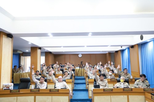 สภาเทศบาลนครแม่สอด จัดประชุมสภาเทศบาลนครแม่สอด สมัยประชุมสามัญ สมัยที่ 3 ครั้งที่ 2 ประจำปี 2568 