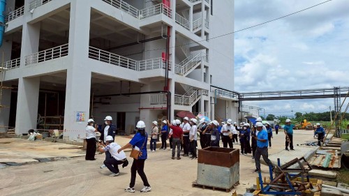 เทศบาลนครแม่สอด ให้การต้อนรับคณะศึกษาดูงานจากเทศบาลเมืองแม่ฮ่องสอน