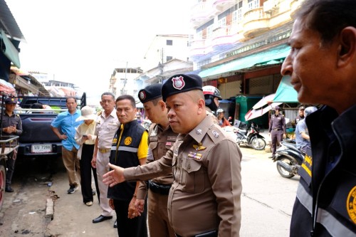 ทน.แม่สอด ร่วมกับ สถานีตำรวจภูธรแม่สอด ลงพื้นที่ตรวจความเรียบร้อยตลาดสดพาเจริญ