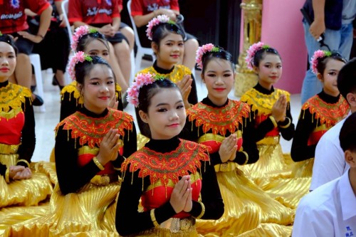 เทศบาลนครแม่สอด ร่วมงานแสดงมุทิตาจิต แด่ผู้เกษียณอายุราชการ (นายเจริญ รวมเขียน)