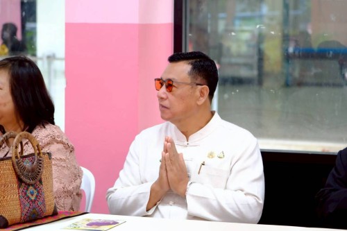 เทศบาลนครแม่สอด ร่วมงานแสดงมุทิตาจิต แด่ผู้เกษียณอายุราชการ (นายเจริญ รวมเขียน)