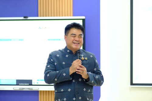 ทน.แม่สอด ร่วมโครงการอบรมเชิงปฏิบัติการในหัวข้อ \"การใช้ Generative AI พลิกกระบวนงานจังหวัดตากให้รวดเร็ว\"