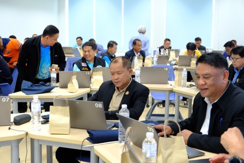 ทน.แม่สอด ร่วมโครงการอบรมเชิงปฏิบัติการในหัวข้อ \"การใช้ Generative AI พลิกกระบวนงานจังหวัดตากให้รวดเร็ว\"